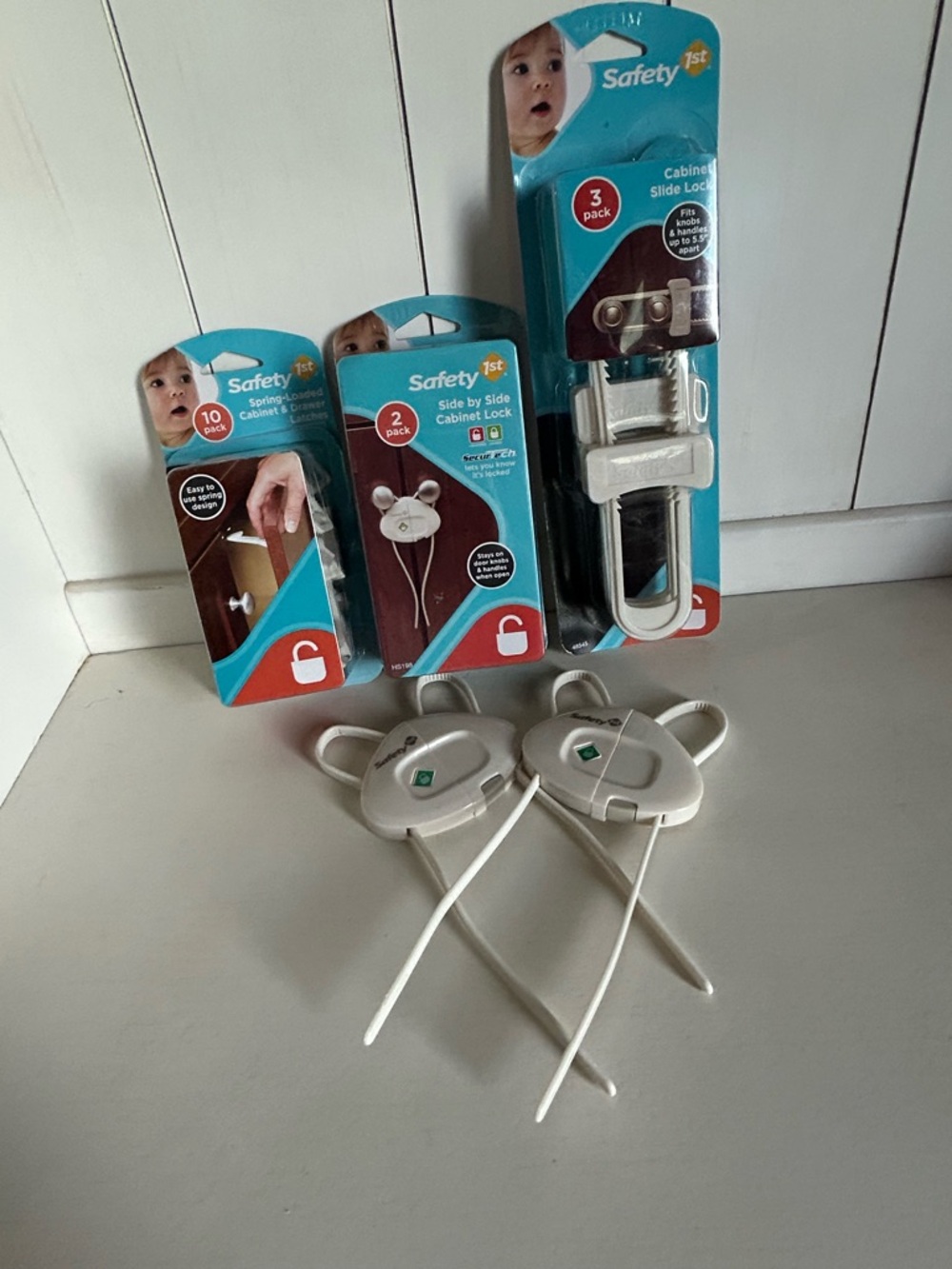 White Child Cabinet & Drawer Safety Locks - Pack
